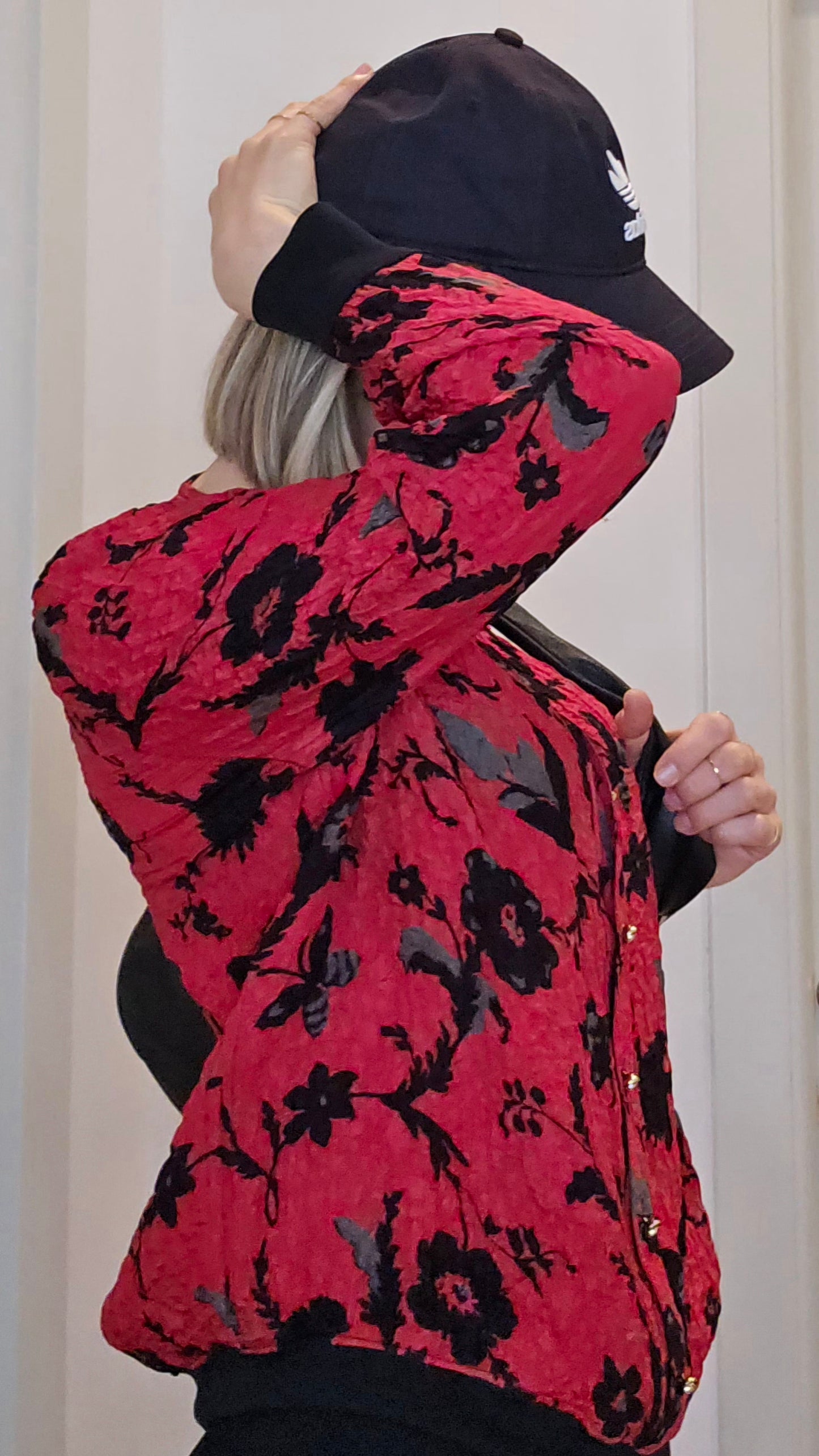 Rosso ciliegia silky flowers bomber jacket